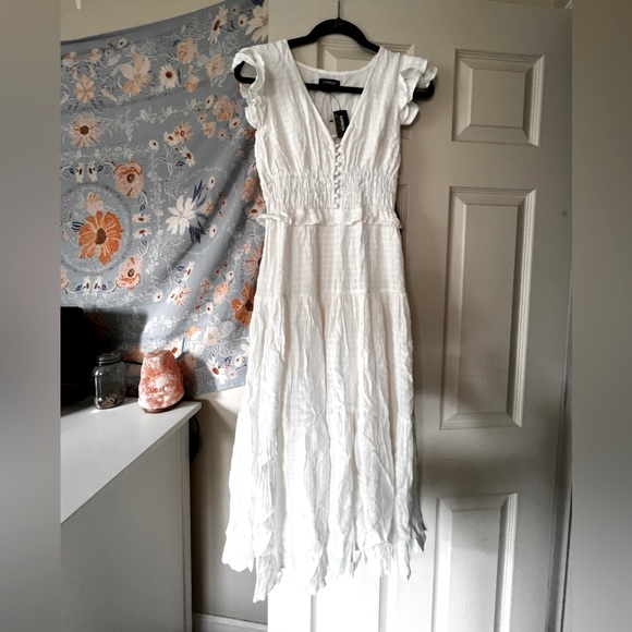 Express White MIDI Dress. NWOT. Small. - Picture 3 of 3